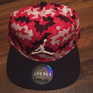 Jordan snap back